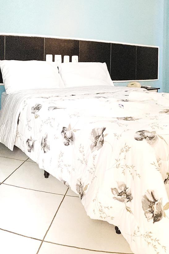 Pousada J. Lima Utinga Buitenkant foto